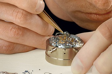 江诗丹顿表冠掉了进水维修